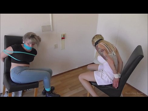 ❤️ Verslaafd / vastgebonden en de mond gesnoerd / jonkvrouw in nood Porn video at porn nl.onetubes.top ️❤
