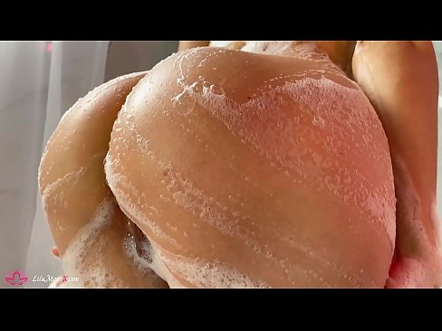 ❤️ Brunette Masturbeert Kut met Vibrator tot intens Orgasme onder Douche Porn video at porn nl.onetubes.top ️❤