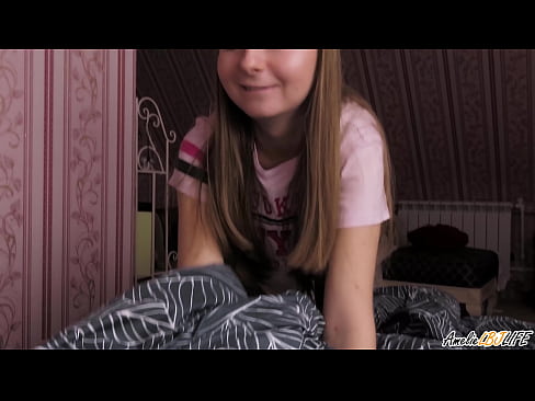❤️ Blondie zuigt haar BFF's diep en krijgt Cum in haar mond Porn video at porn nl.onetubes.top ️❤